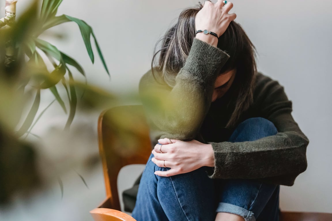Teen therapy session - adolescent support at Pothos Health